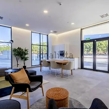 Sky Urban Torre Sur